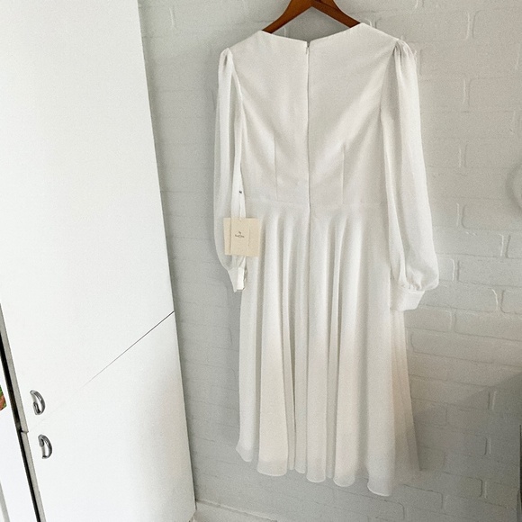 White Wedding Dress with Timeless Elegance - Picture 12 of 16